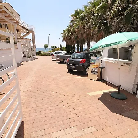 Mare Di Pazze * Torre San Giovanni